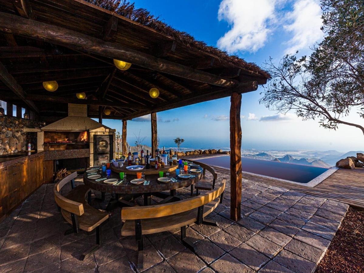 Historic Canarian House, Private Heated Infinity Pool, Bbq, Wifi + Panoramic Ocean Views أرونا المظهر الخارجي الصورة