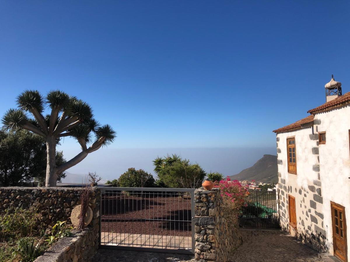 Historic Canarian House, Private Heated Infinity Pool, Bbq, Wifi + Panoramic Ocean Views أرونا المظهر الخارجي الصورة